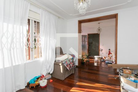 Sala de casa à venda com 4 quartos, 500m² em Morro Santana, Porto Alegre