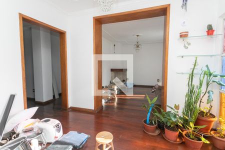 Sala de casa à venda com 4 quartos, 500m² em Morro Santana, Porto Alegre