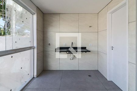 Sala/Cozinha de apartamento para alugar com 2 quartos, 56m² em Ferreira, São Paulo