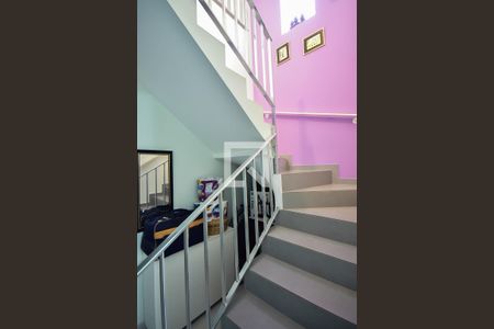 Escada de casa à venda com 3 quartos, 125m² em Parque Reboucas, São Paulo