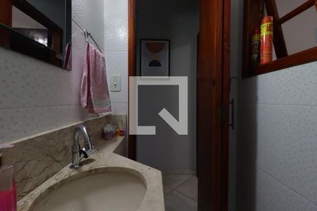 Lavabo de casa à venda com 3 quartos, 199m² em Vila Pires, Santo André