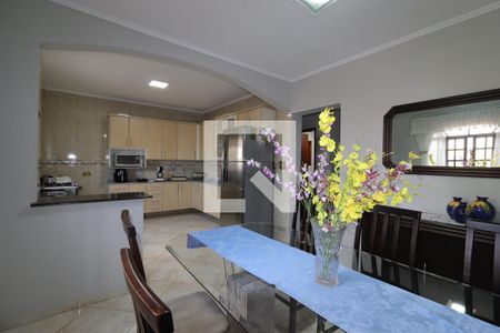Sala de Jantar de casa à venda com 3 quartos, 199m² em Vila Pires, Santo André