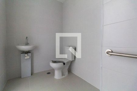 Banheiro de kitnet/studio à venda com 1 quarto, 23m² em Tatuapé, São Paulo