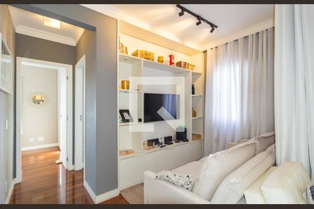 Sala de TV de apartamento à venda com 3 quartos, 69m² em Vila Oratorio, São Paulo