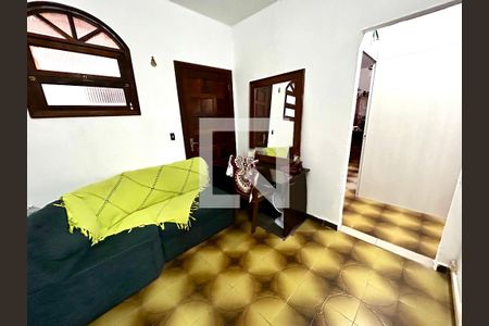 Edícula - Quarto de casa para alugar com 6 quartos, 500m² em Gopouva, Guarulhos