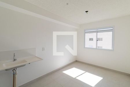 Sala/Cozinha de apartamento para alugar com 2 quartos, 42m² em Engenheiro Goulart, São Paulo