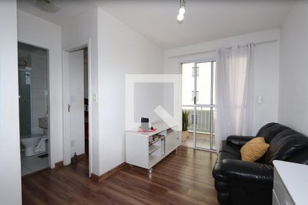 Sala de apartamento para alugar com 2 quartos, 50m² em Vila Antonieta, São Paulo