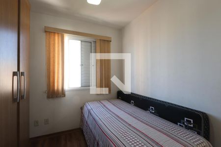 Quarto 2 de apartamento para alugar com 2 quartos, 50m² em Vila Antonieta, São Paulo