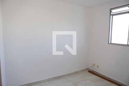 Quarto 1 de apartamento para alugar com 2 quartos, 46m² em Califórnia, Contagem