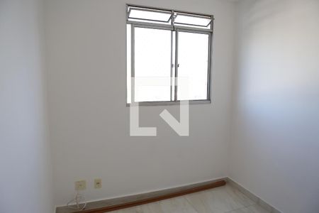Quarto 1 de apartamento para alugar com 2 quartos, 46m² em Califórnia, Contagem