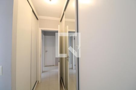 Corredor de apartamento à venda com 3 quartos, 124m² em Jardim Consorcio, São Paulo