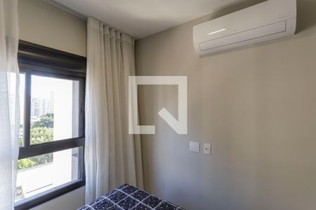 Quarto de apartamento à venda com 1 quarto, 30m² em Indianópolis, São Paulo