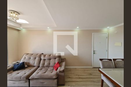 Sala de apartamento à venda com 3 quartos, 76m² em Picanço, Guarulhos