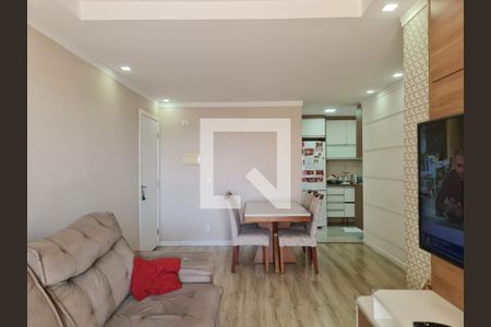 Sala de apartamento à venda com 3 quartos, 76m² em Picanço, Guarulhos