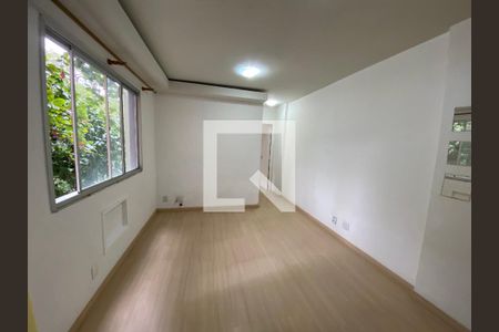 Sala de apartamento à venda com 1 quarto, 38m² em Freguesia (jacarepaguá), Rio de Janeiro