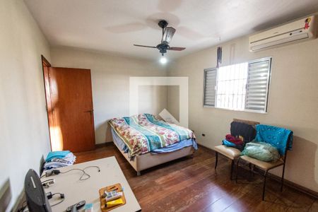 Suíte 1 de casa à venda com 4 quartos, 250m² em Ipiranga, São Paulo