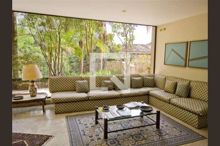 Casa à venda com 5 quartos, 1350m² em Morumbi, São Paulo