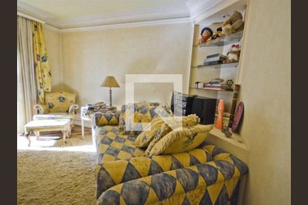 Casa à venda com 5 quartos, 1350m² em Morumbi, São Paulo