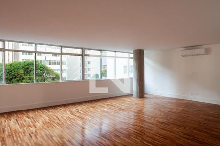 Apartamento à venda com 3 quartos, 271m² em Santa Cecilia, São Paulo
