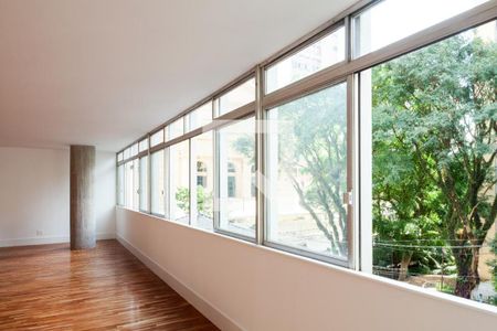 Apartamento à venda com 3 quartos, 271m² em Santa Cecilia, São Paulo