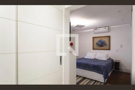 Apartamento à venda com 3 quartos, 234m² em Pompeia, São Paulo