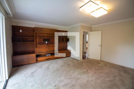 Sala de TV de casa à venda com 3 quartos, 696m² em Chácara Flora, São Paulo