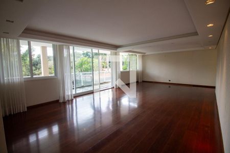 Sala de casa à venda com 3 quartos, 696m² em Chácara Flora, São Paulo