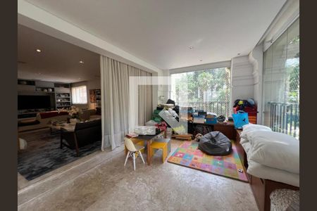 Apartamento à venda com 4 quartos, 319m² em Vila Nova Conceição, São Paulo