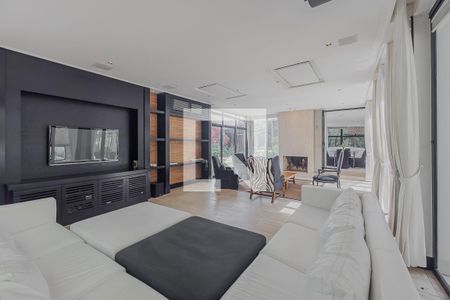 Sala de TV de casa à venda com 5 quartos, 700m² em Boaçava, São Paulo