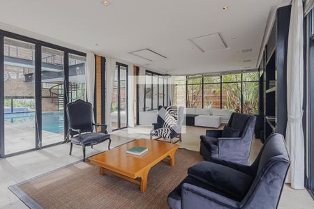 Sala de TV de casa à venda com 5 quartos, 700m² em Boaçava, São Paulo