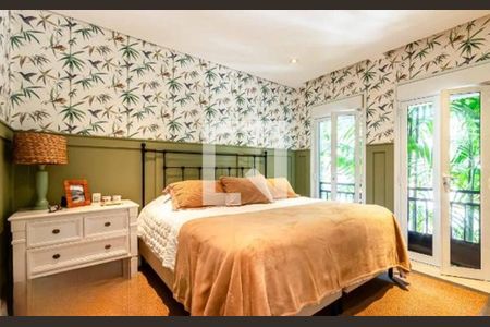 Casa à venda com 3 quartos, 359m² em Pacaembu, São Paulo