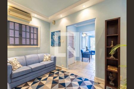 Casa à venda com 3 quartos, 220m² em Jardim Paulistano, São Paulo