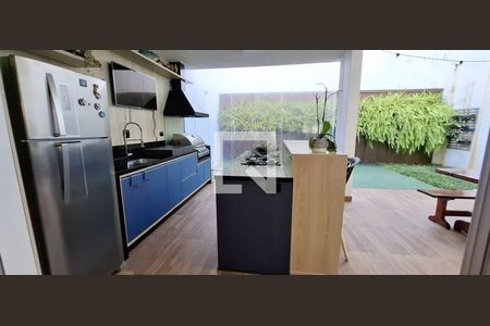 Casa à venda com 3 quartos, 180m² em Tamboré, Santana de Parnaíba