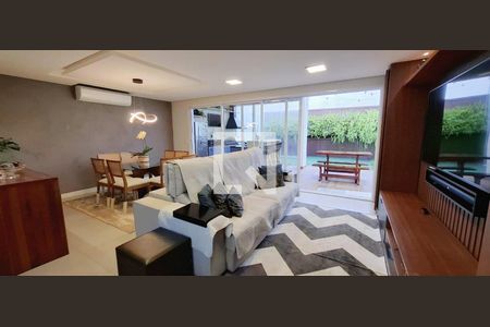 Casa à venda com 3 quartos, 180m² em Tamboré, Santana de Parnaíba