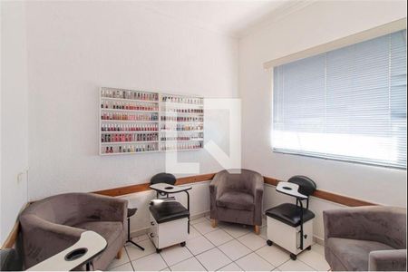 Casa à venda com 4 quartos, 347m² em Vila Morse, São Paulo