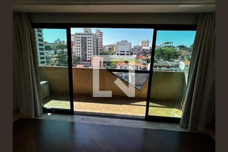 Apartamento para alugar com 4 quartos, 176m² em Vila Mariana, São Paulo