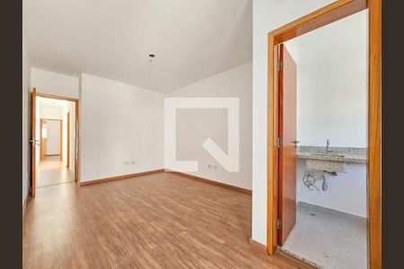 Casa à venda com 3 quartos, 110m² em Jardim Santo Antoninho, São Paulo