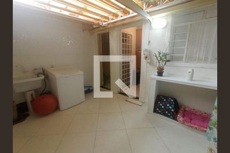 Casa à venda com 2 quartos, 82m² em Vila Campo Grande, São Paulo