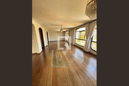 Apartamento para alugar com 3 quartos, 230m² em Vila Morumbi, São Paulo