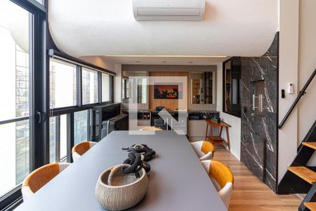 Sala de apartamento à venda com 3 quartos, 127m² em Vila Olímpia, São Paulo