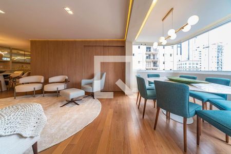 Apartamento à venda com 3 quartos, 122m² em Vila Olímpia, São Paulo