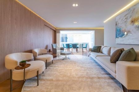 Apartamento à venda com 3 quartos, 122m² em Vila Olímpia, São Paulo