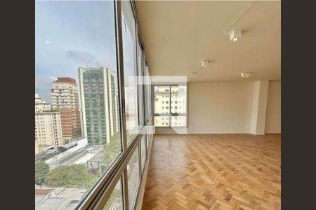 Apartamento à venda com 4 quartos, 240m² em Cerqueira César, São Paulo