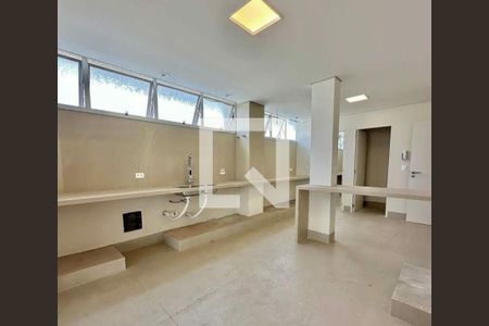 Apartamento à venda com 4 quartos, 240m² em Cerqueira César, São Paulo