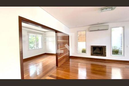 Casa à venda com 4 quartos, 608m² em Jardim Petropolis, São Paulo