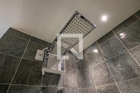 Banheiro de apartamento para alugar com 1 quarto, 37m² em Pinheiros, São Paulo