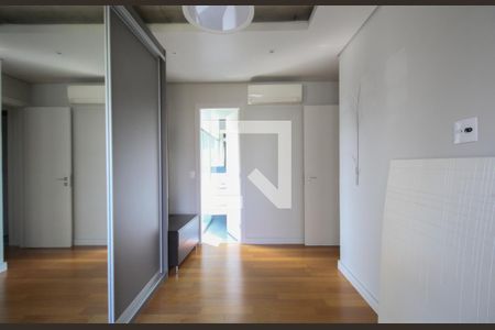 Suíte de apartamento para alugar com 2 quartos, 70m² em Panamby, São Paulo