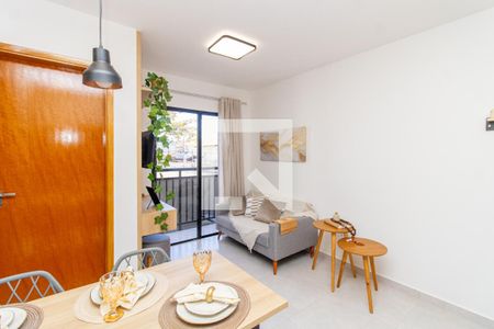 Sala/Cozinha de apartamento à venda com 1 quarto, 30m² em Vila Nova Carolina, São Paulo