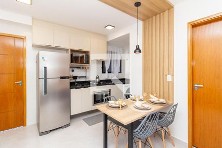 Sala/Cozinha de apartamento à venda com 1 quarto, 30m² em Vila Nova Carolina, São Paulo