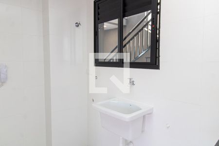 Sala/Cozinha de apartamento à venda com 1 quarto, 30m² em Vila Nova Carolina, São Paulo